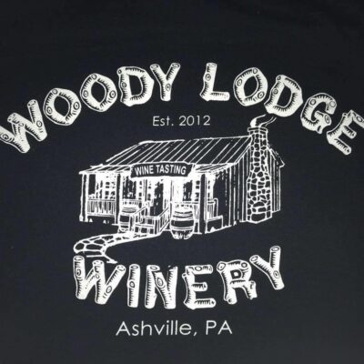 Woody Lodge Winery – Smicksburg Location Logo